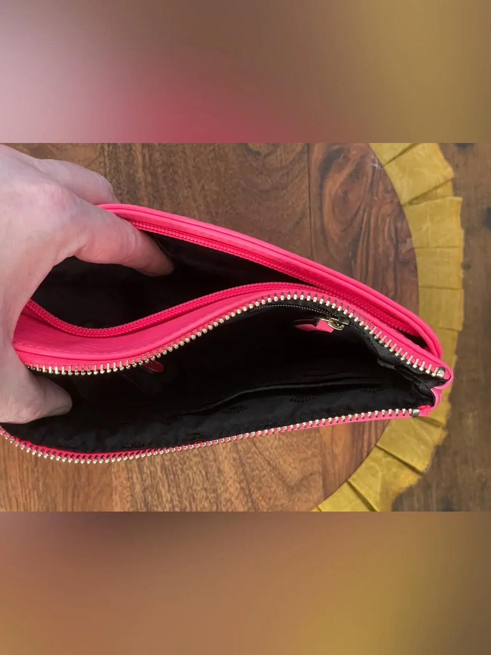 JUICY COUTURE Neon Pink Vegan Leather Double Zip Wristlet